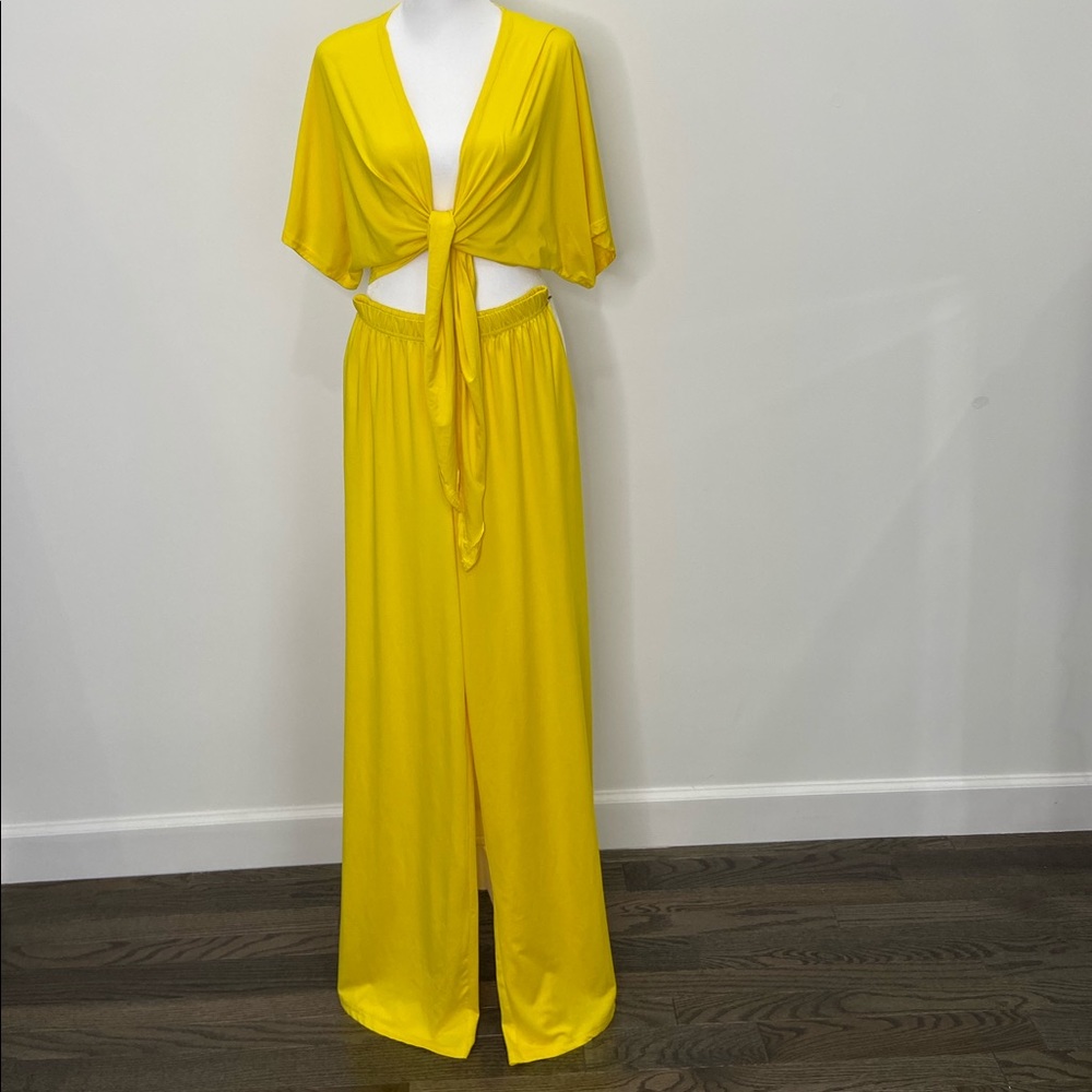 Women’s Front Tie Top Matching Set